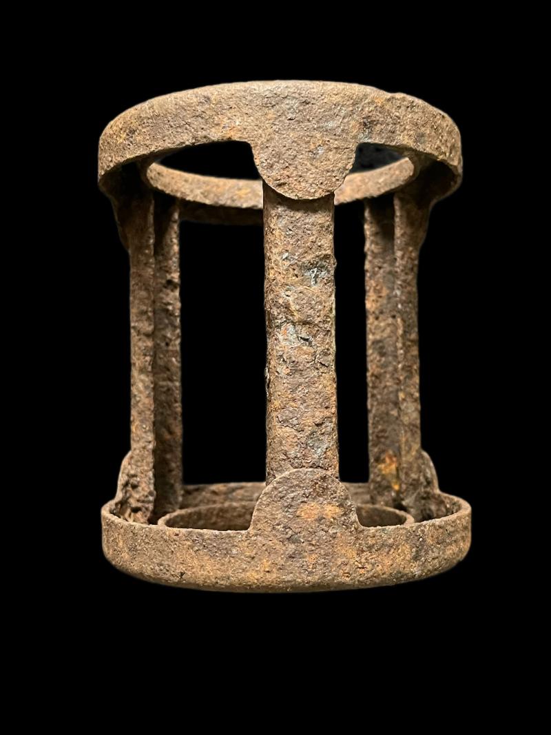 WW2 GERMAN 7.5M SHELL CONTAINER HOLDER