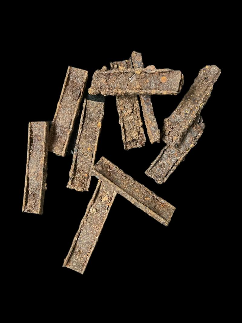 RELIC WW2 GERMAN AMMO CLIPS