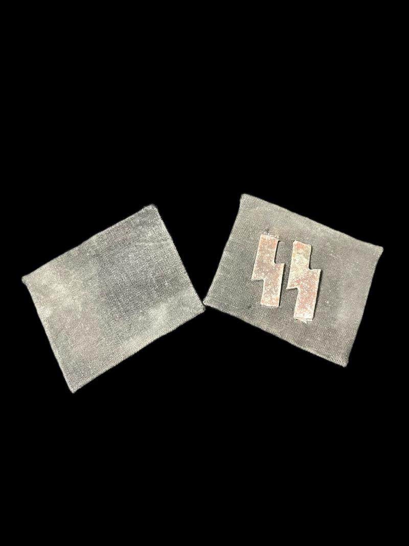 REPRODUCTION WW2 GERMAN SS TABS