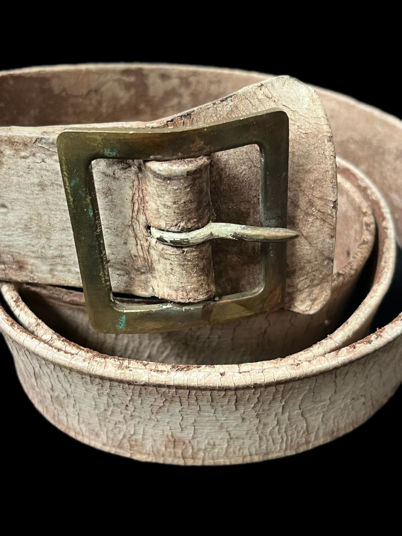 WHITE LEATHER BELT WITH BRASS BUCKLE