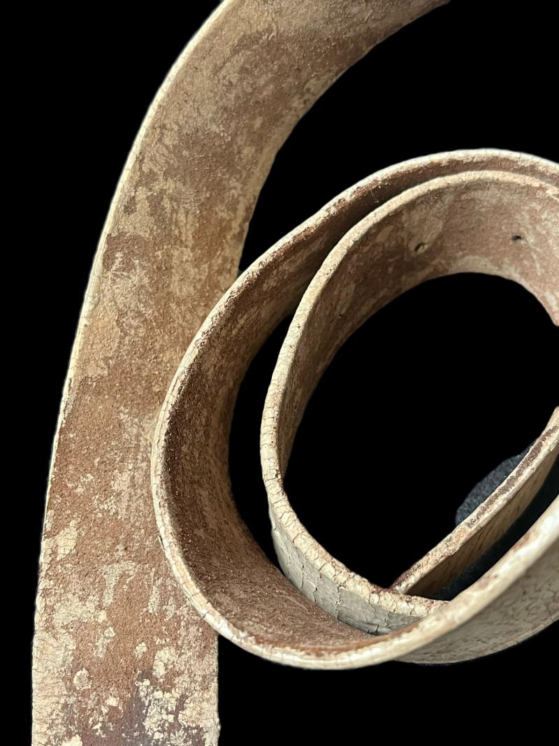 WHITE LEATHER BELT WITH BRASS BUCKLE