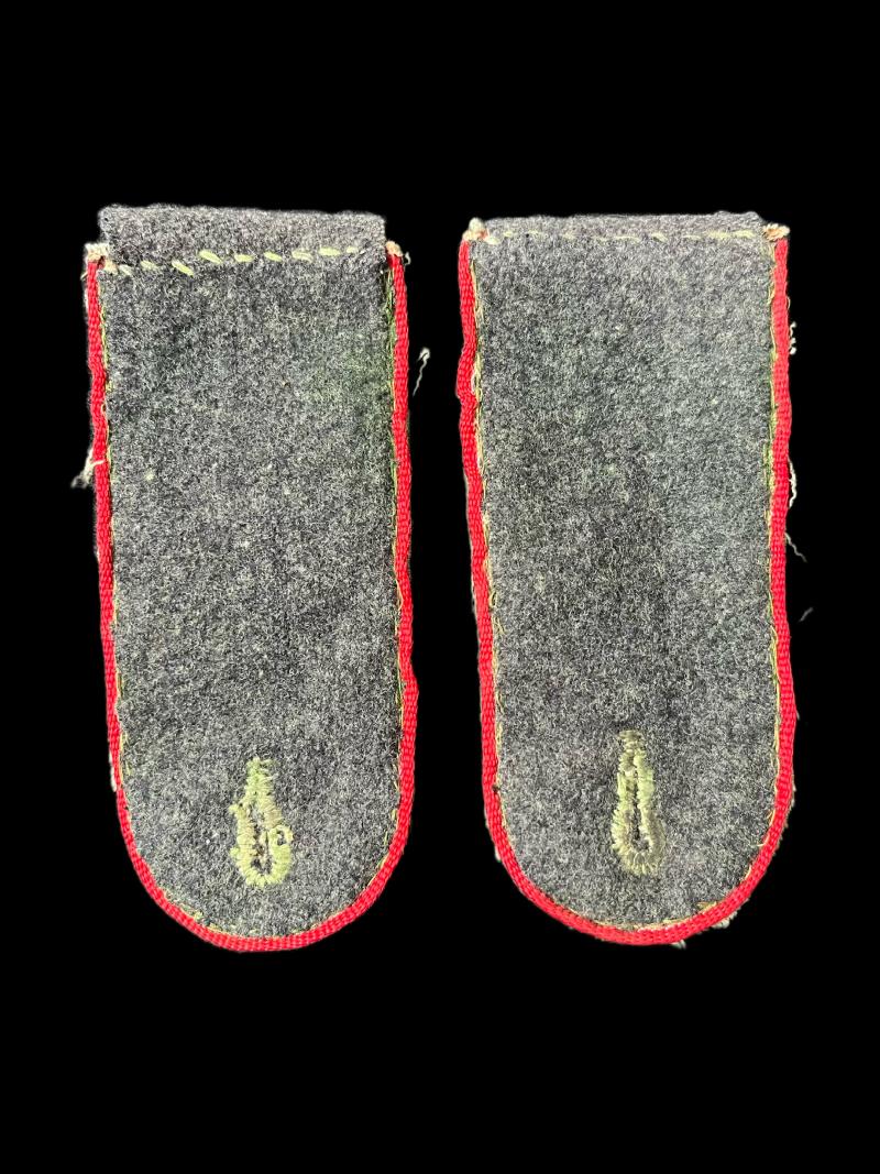 REPRODUCTION WW2 GERMAN SHOULDER BOARDS