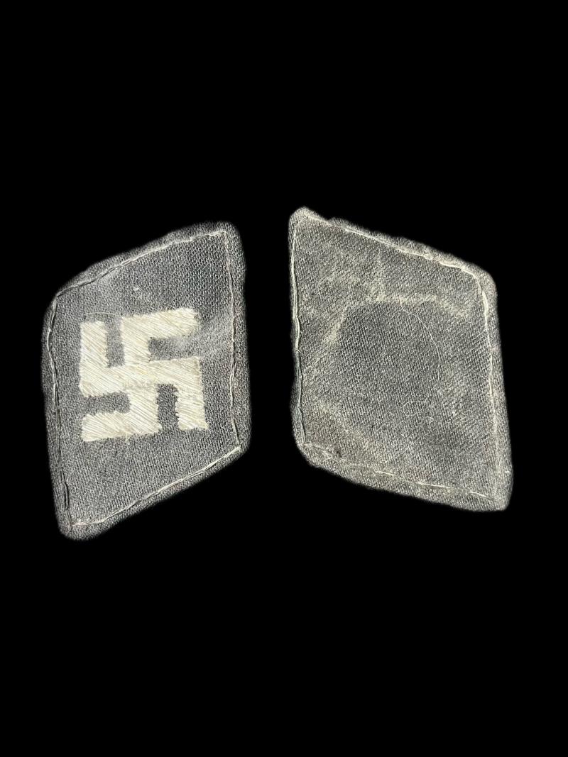 REPRODUCTION WW2 GERMAN SS TABS