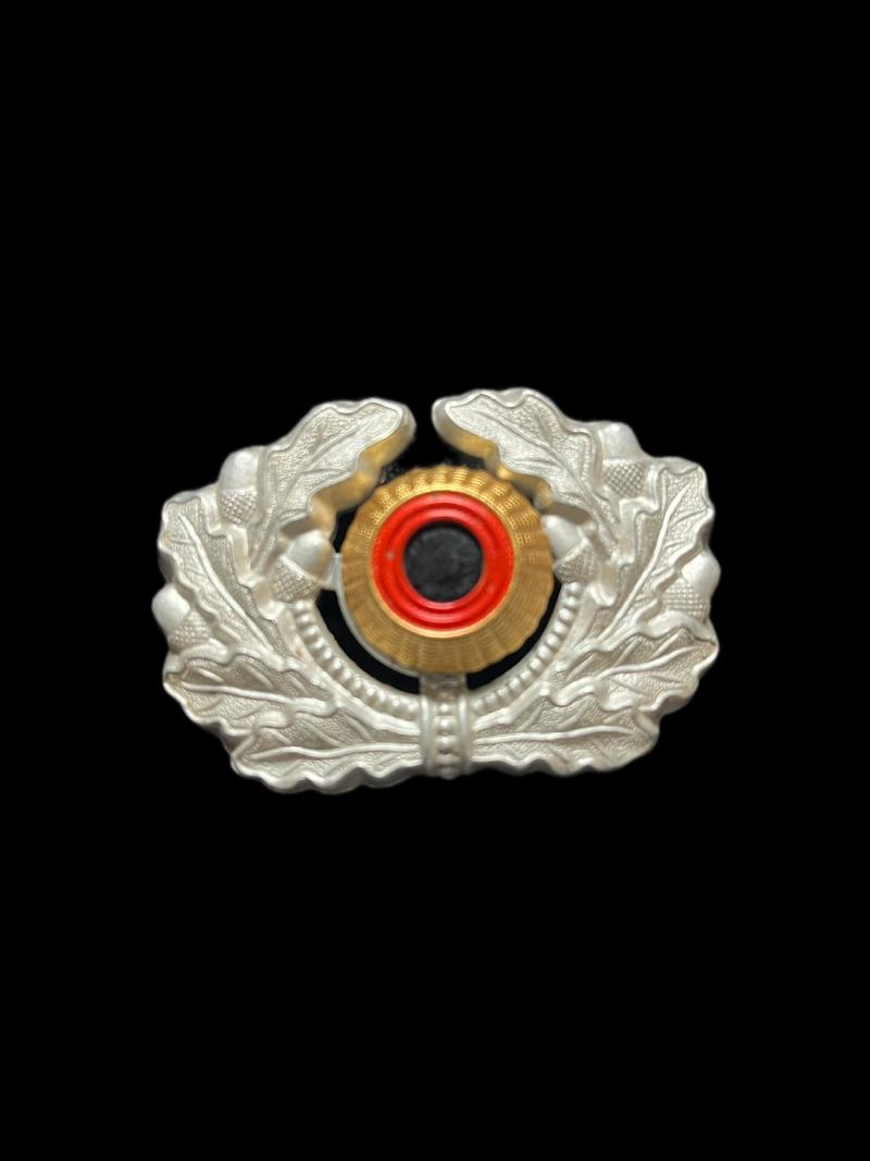 GERMAN CAP WREATH AND COCKADE