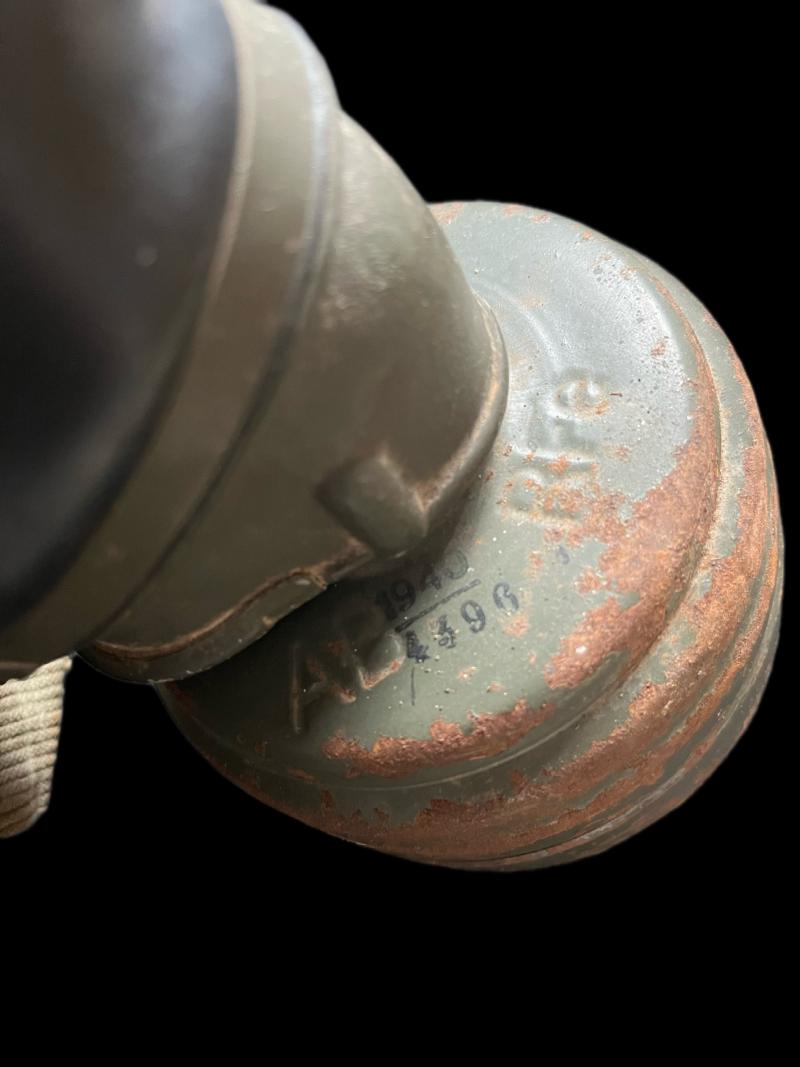 WW2 GERMAN M38 GAS MASK AND TIN