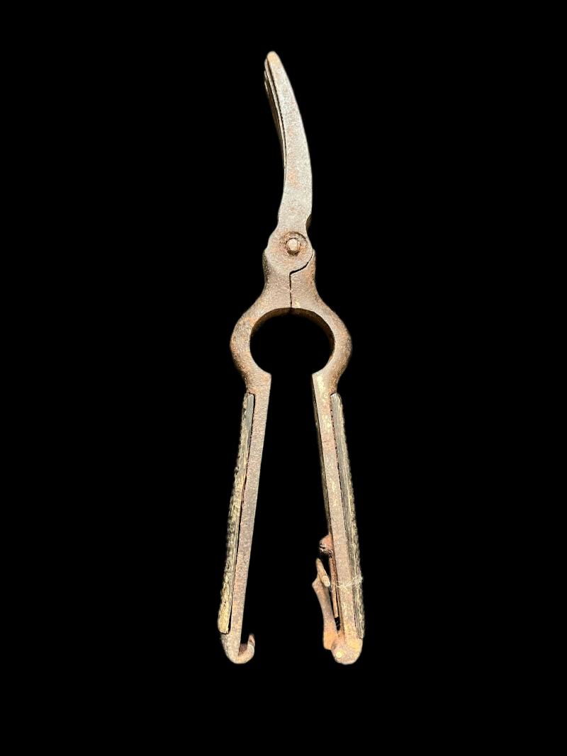 WW2 GERMAN ARMY D.R.G.M TOOL