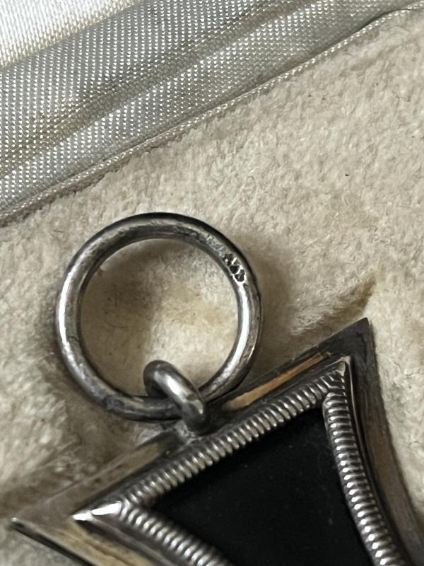 CASED WW2 GERMAN IRON CROSS 1ST AND 2ND CLASS MEDAL SET