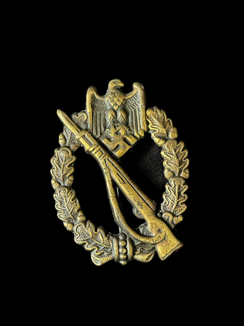 WW2 GERMAN INFANTRY ASSAULT BADGE IN BRONZE
