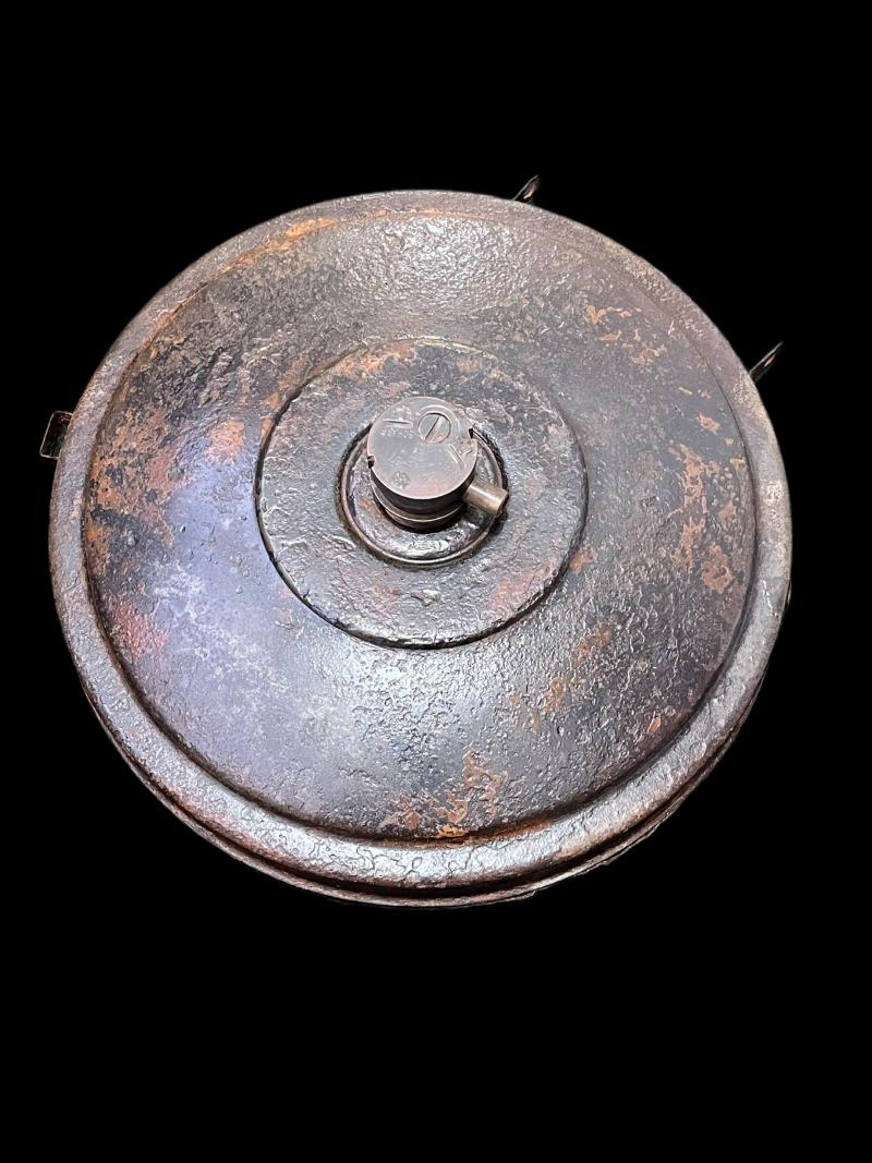 WW2 GERMAN TELLERMINE (INERT)