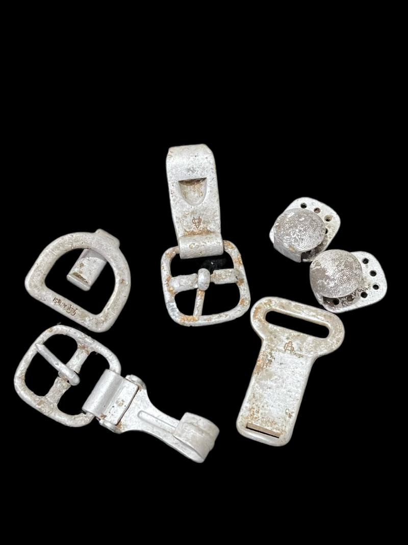 A SELECTION OF WW2 GERMAN CLIPS