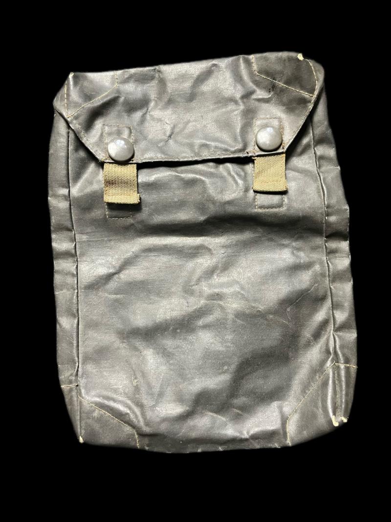 WW2 GERMAN EARLY RUBBERIZED GAS CAPE BAG